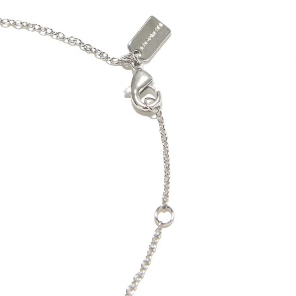 🆕WT COACH Necklace with Heart-Shaped Pendant in Silver